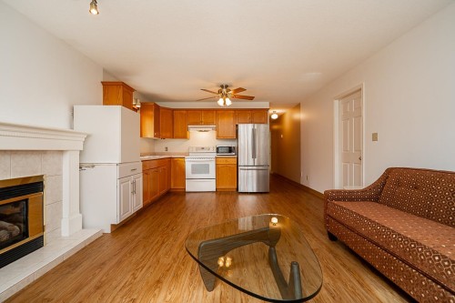 7823 Elwell Street, Burnaby, BC 