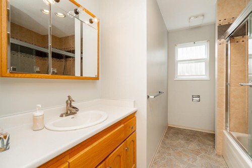 7823 Elwell Street, Burnaby, BC 