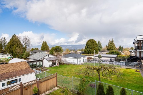 7823 Elwell Street, Burnaby, BC 