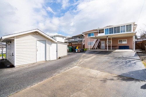 7823 Elwell Street, Burnaby, BC 