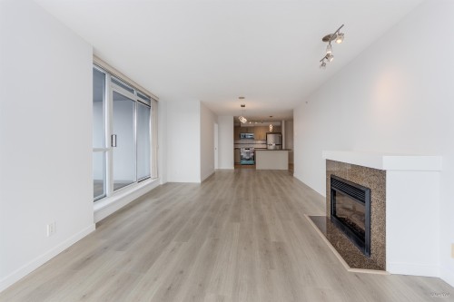 2106-5611 Goring Street, Burnaby, BC 