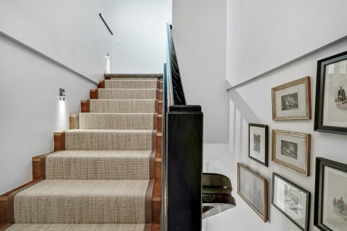 281 Smithe Street, Vancouver, BC 