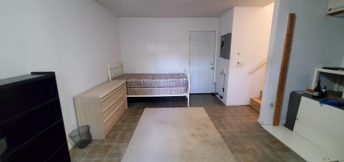 Room In Shared-12331 Mcneely Drive, Richmond, BC 