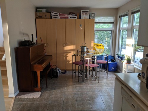 Room In Shared-12331 Mcneely Drive, Richmond, BC 