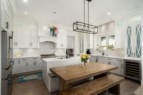 8631 Odlin Crescent, Richmond, BC 