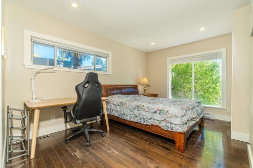 2460 Mathers Avenue, West Vancouver, BC 