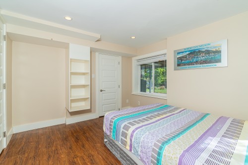 2460 Mathers Avenue, West Vancouver, BC 