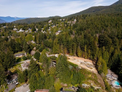 4412 Woodpark Road, West Vancouver, BC 