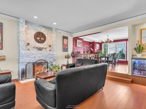 1028 Dansey Avenue, Coquitlam, BC 