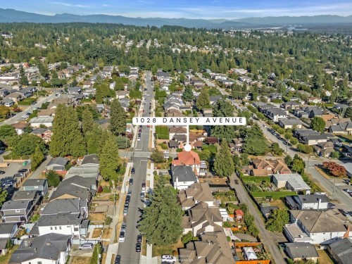 1028 Dansey Avenue, Coquitlam, BC 