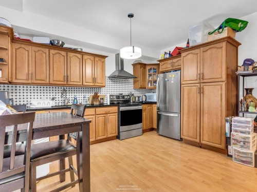 1028 Dansey Avenue, Coquitlam, BC 