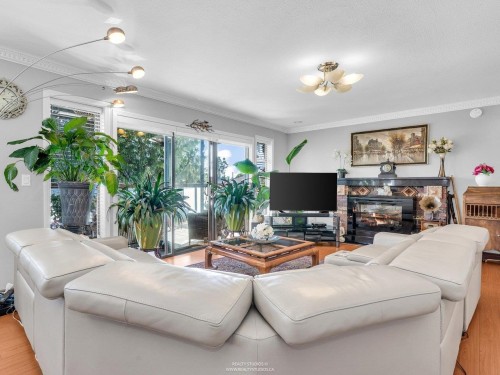 1028 Dansey Avenue, Coquitlam, BC 