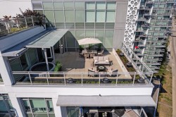 SPH06-200 Nelson's Crescent  New Westminster, BC V3L 0H4