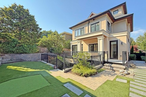 2930 29Th Avenue W, Vancouver, BC 