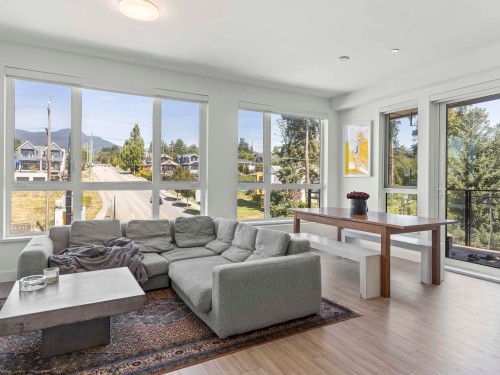 312-747 3rd Street E North Vancouver, BC V7L 1G8