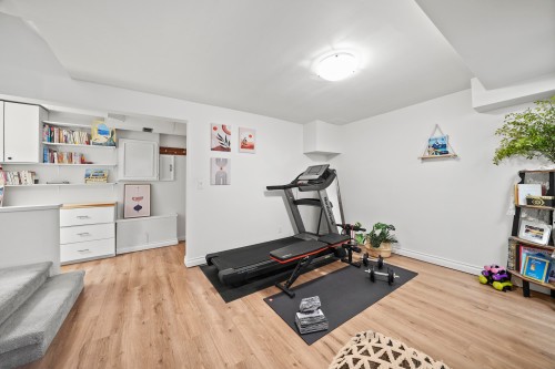 49-1910 Cedar Village Crescent, North Vancouver, BC 