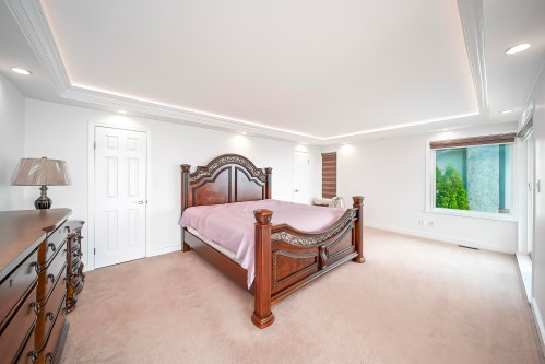 2138 Westhill Place, West Vancouver, BC 