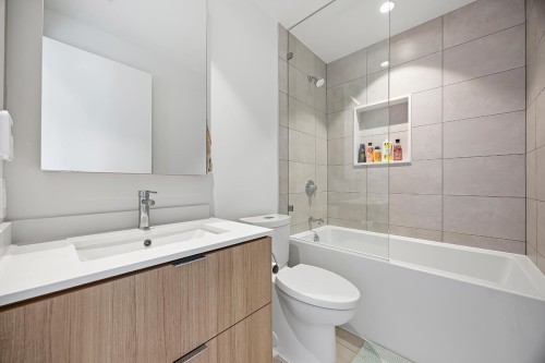 611-6085 Irmin Street, Burnaby, BC 