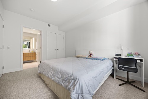 611-6085 Irmin Street, Burnaby, BC 