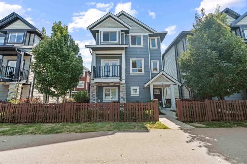 4-608 Ewen Avenue  New Westminster, BC V3M 0H6