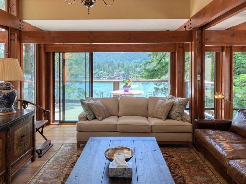 4885 Cove Cliff Place, North Vancouver, BC 