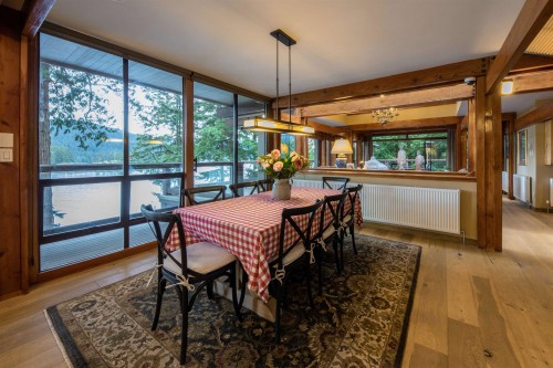 4885 Cove Cliff Place, North Vancouver, BC 