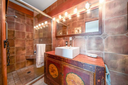 4885 Cove Cliff Place, North Vancouver, BC 