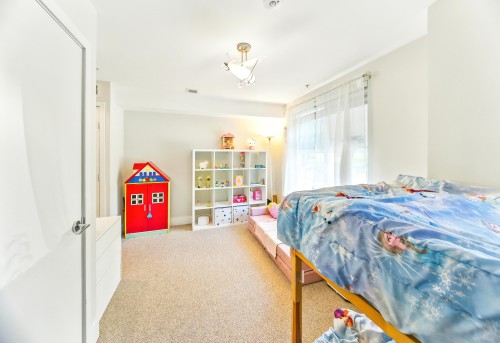 276 62Nd Avenue W, Vancouver, BC 