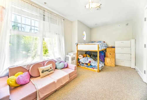 276 62Nd Avenue W, Vancouver, BC 