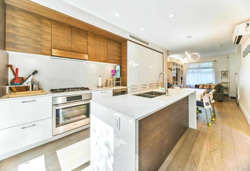 276 62Nd Avenue W, Vancouver, BC 