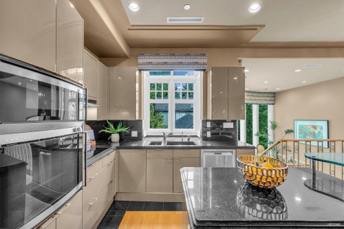 5885 Angus Drive, Vancouver, BC 