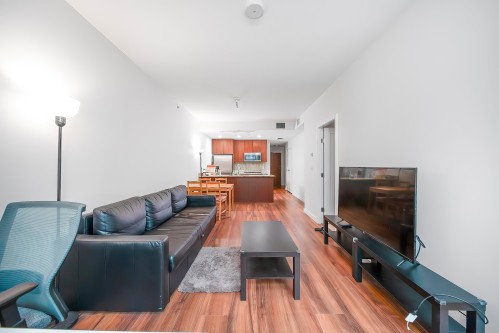 501-8688 Hazelbridge Way, Richmond, BC 