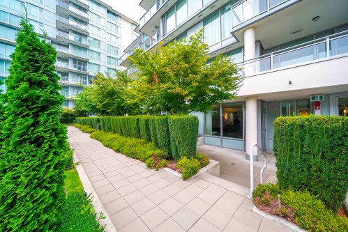 501-8688 Hazelbridge Way, Richmond, BC 