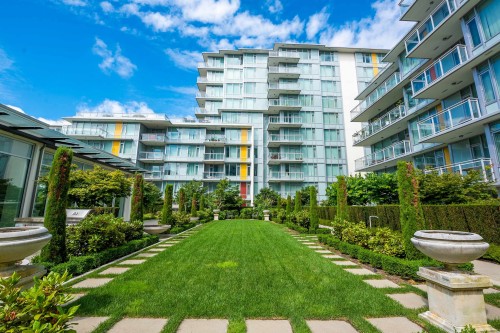 501-8688 Hazelbridge Way, Richmond, BC 