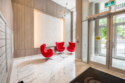 501-8688 Hazelbridge Way, Richmond, BC 