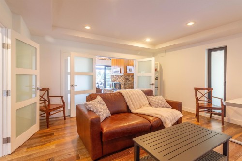 302 Oxford Drive, Port Moody, BC 