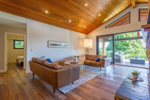 302 Oxford Drive, Port Moody, BC 