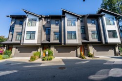 16-3535 Princeton Avenue  Coquitlam, BC V3E 0P1