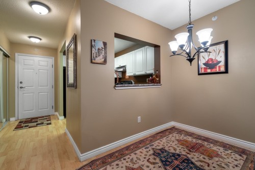 1502-3070 Guildford Way, Coquitlam, BC 