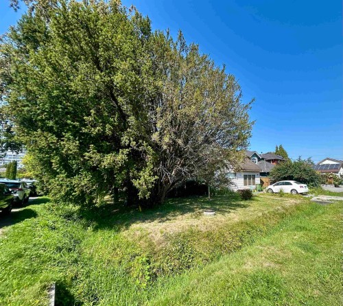 3251 Regina Avenue, Richmond, BC 