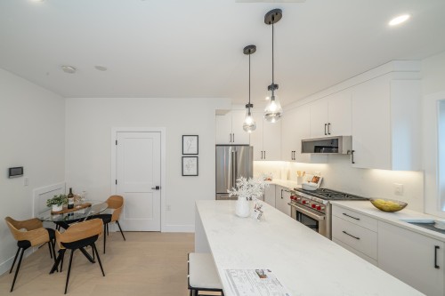 1924 William Street, Vancouver, BC 