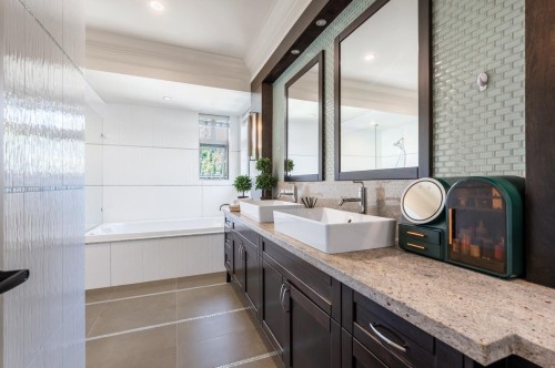 6851 Gamba Drive, Richmond, BC 