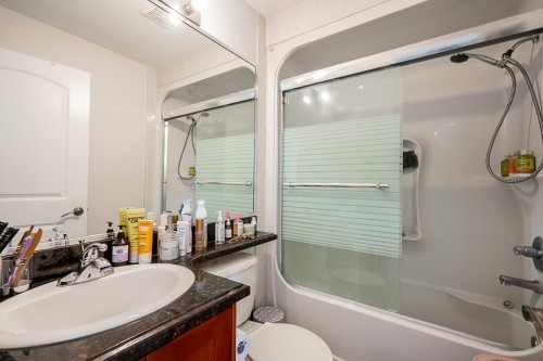 1306 60 Avenue E, Vancouver, BC 