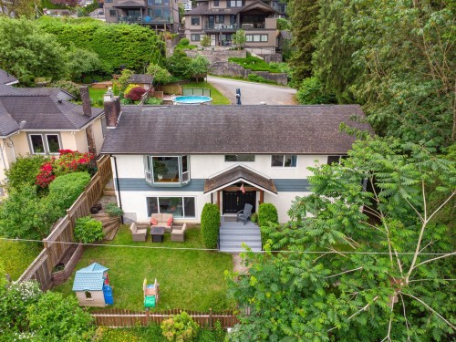 2317 St George Street  Port Moody, BC V3H 2G3