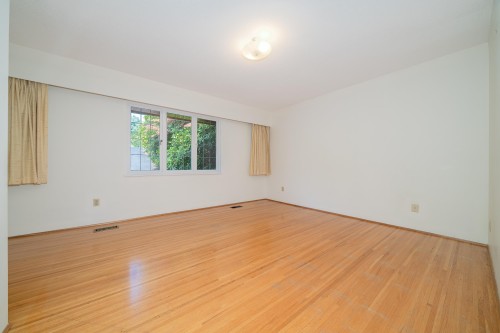 1346 Whitby Road, West Vancouver, BC 