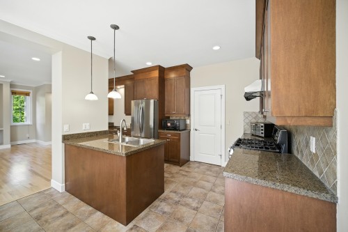 3252 Camelback Lane, Coquitlam, BC 