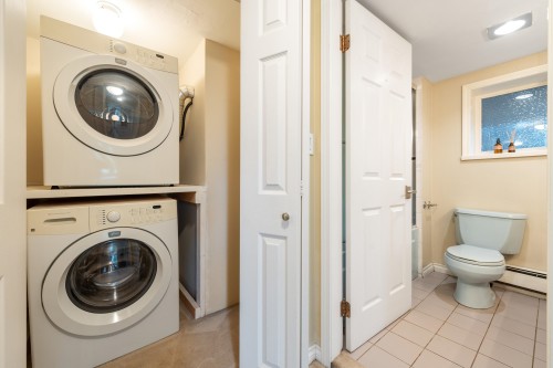 3982 35Th Avenue W, Vancouver, BC 