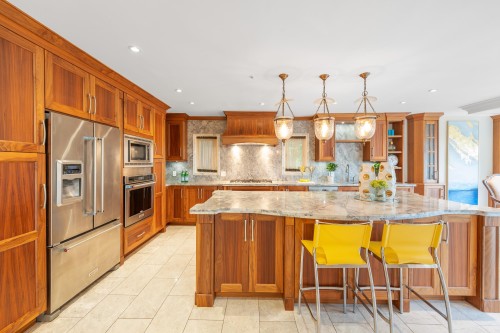 3982 35Th Avenue W, Vancouver, BC 