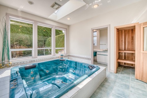 3660 Granville Avenue, Richmond, BC 