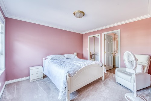 3660 Granville Avenue, Richmond, BC 